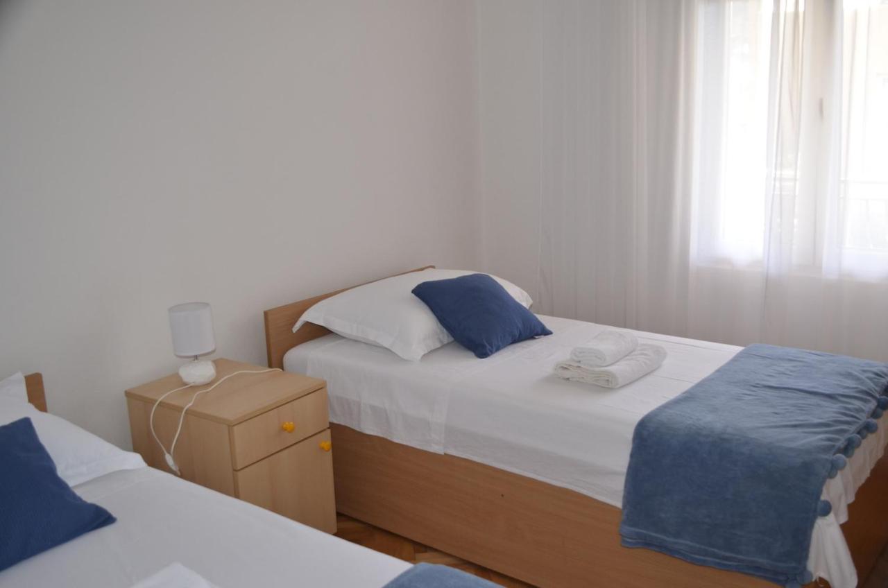 Apartment Ana Kastel Sucurac Экстерьер фото